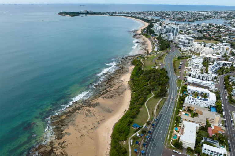 Sunshine Coast Budget Local Car Hire. Image credit: Visit Sunshine Coast